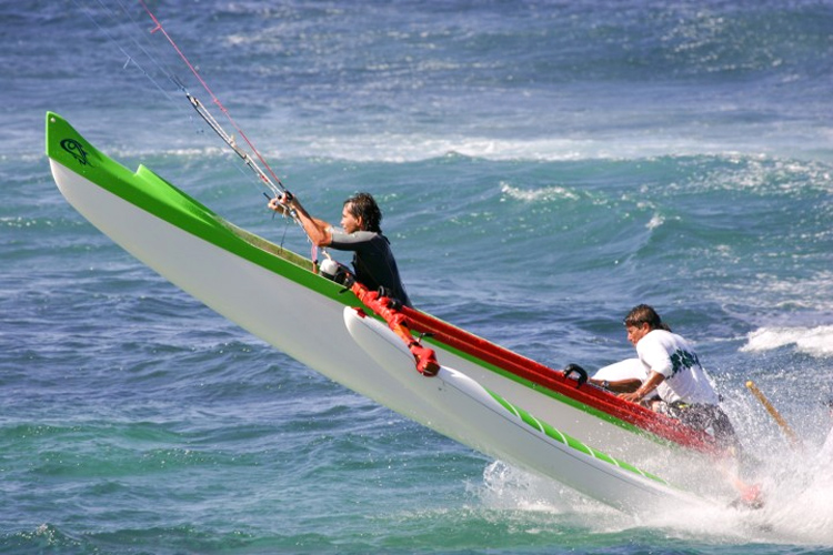 Don Montague: trying canoe kiting in 2004 | Photo: Kiteboat Project