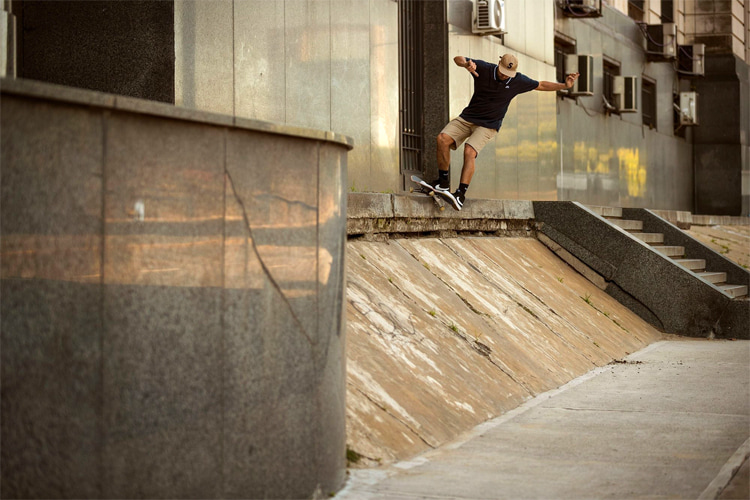 Eric Koston: the modern street skater since 1986 |  Photo: Nike SB