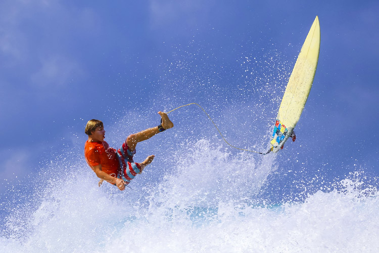 Surfing: know how to fall off a surfboard safely | Photo: Shutterstock