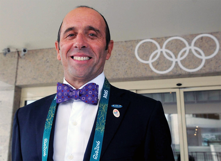 Fernando Aguerre: the president of the International Surfing Association put his sport in the Olympic Games