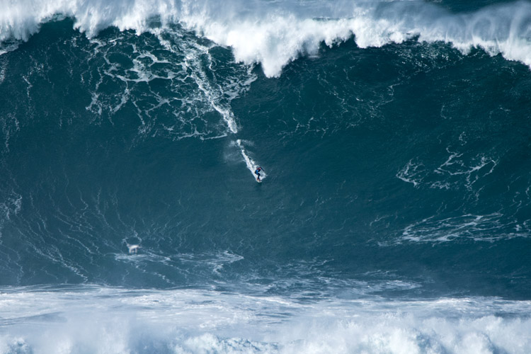 Francisco Porcella: winner of the Biggest Wave Award | Photo: Bruno Aleixo/WSL