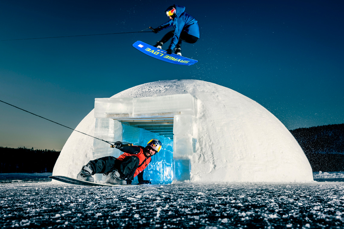 Felix Georgii and Dominik Guehrs: wakeboard at the Frozen Wake Lake project in Jokkmokk, Sweden | Photo: Red Bull