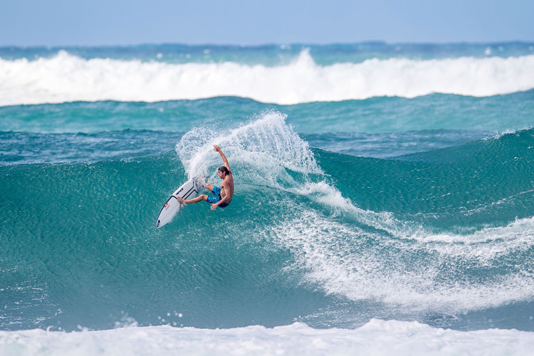 Haleiwa: one of the jewels of Oahu's Seven Mile Miracle | Photo: Red Bull
