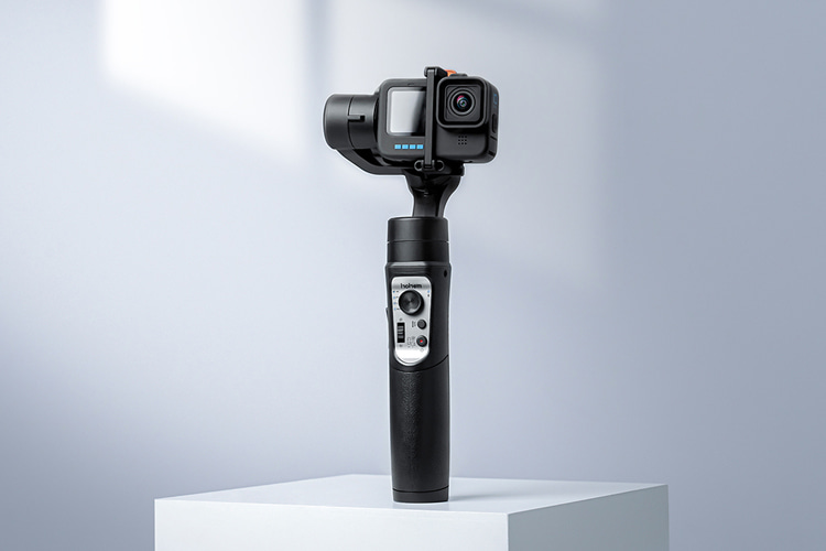 iSteady Pro 4: the camera gimbal features a 600-degree inception mode that lets you create dreamy rotations even over a full 360-degree rotation | Photo: Hohem
