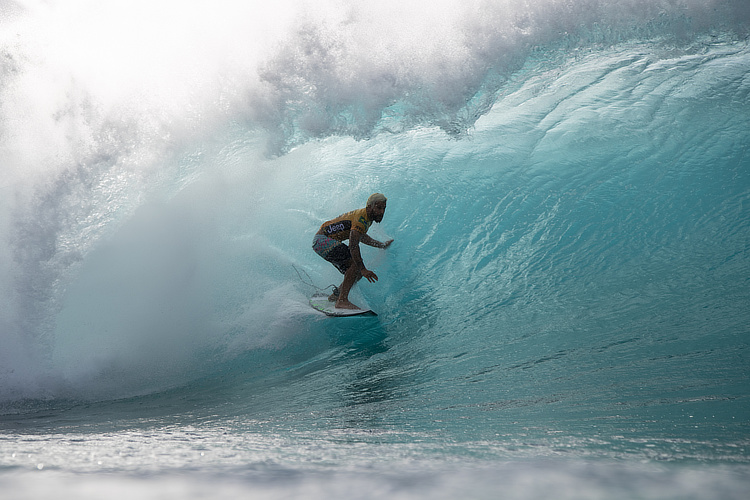 Italo Ferreira: the stand-out surfer of the 2019 Billabong Pipe Masters | Photo: WSL