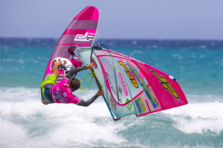 Freestyle windsurfing: judges want to see diversity, technical skill and style | Photo: Carter/PWA