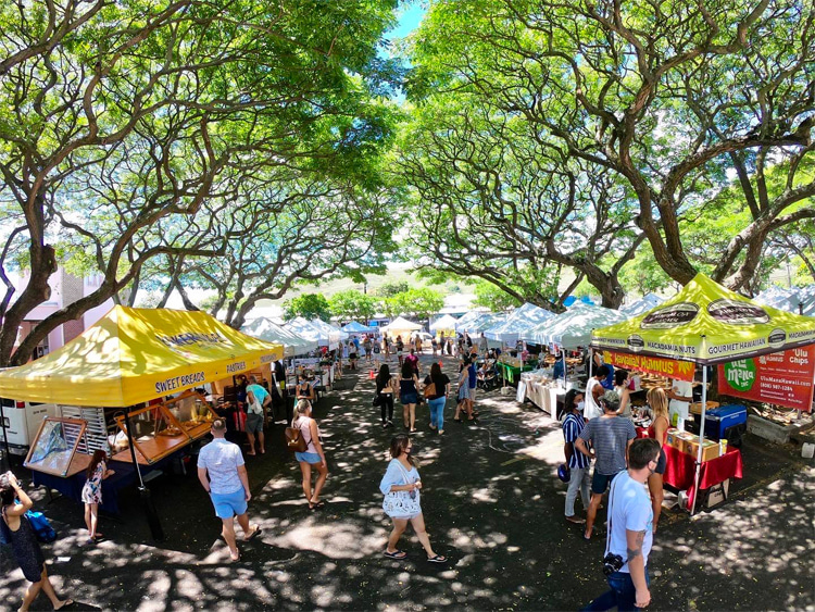 Kaka'ako Farmers Market: where to find local food on Honolulu | Photo: Kaka'ako Farmers Market