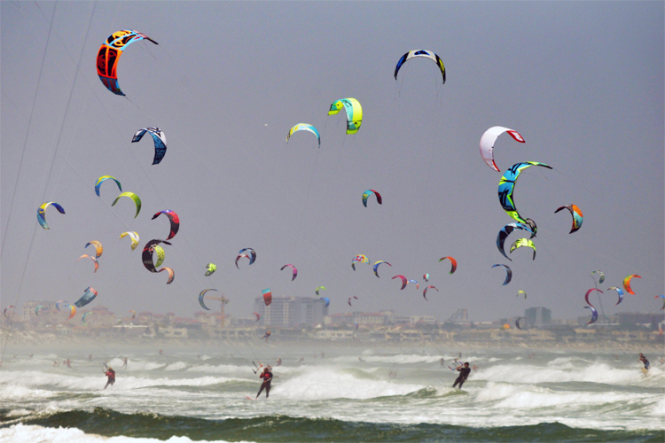 Virgin Kitesurfing Armada: 415 riders in South Africa | Photo: Kitesurfing Armada