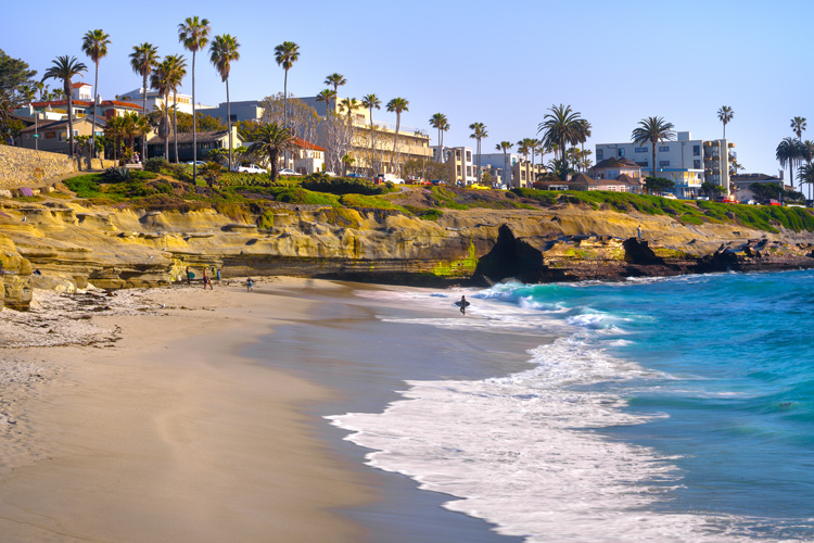 La Jolla Shore: one of the most beautiful surfing beaches in Southern California | Photo: Shutterstock