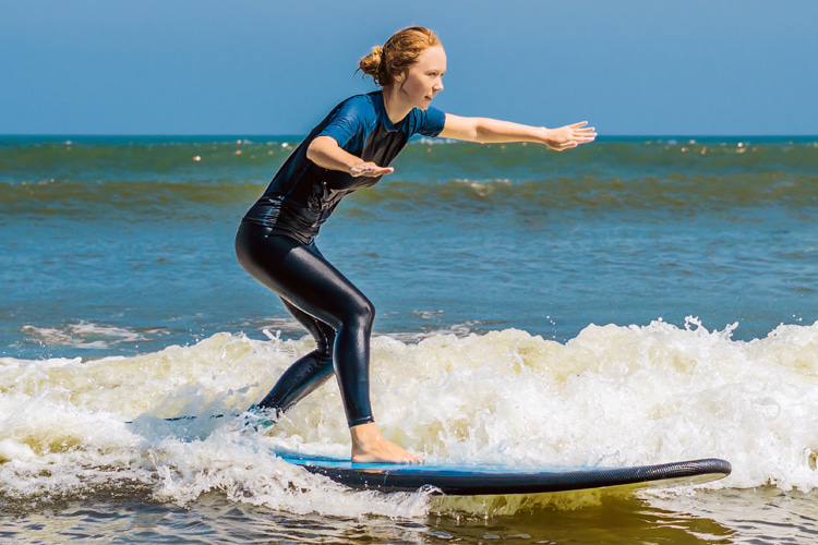 Whitewater: riding the soup is the fastest way of learning to surf | Photo: Shutterstock