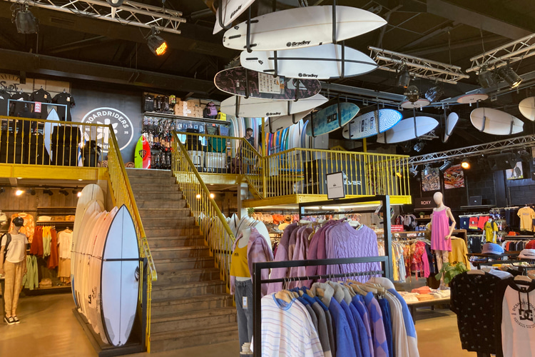 Surf shops: the backbone of the surf industry | Photo: SurferToday