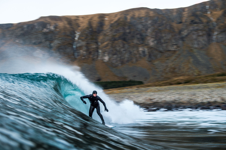 Mick Fanning: he surfed Unstad Beach in November 2016 | Photo: Moran/Red Bull