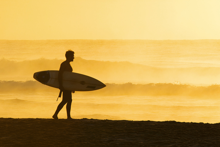 Surfing: if you need a break from the waves, take it | Photo: Shutterstock