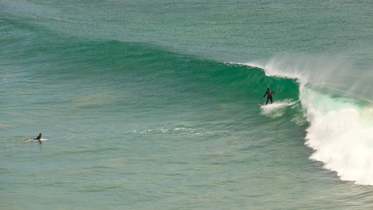 Malibu Surfrider Beach: the heart of SoCal surfing | Photo: Shutterstock