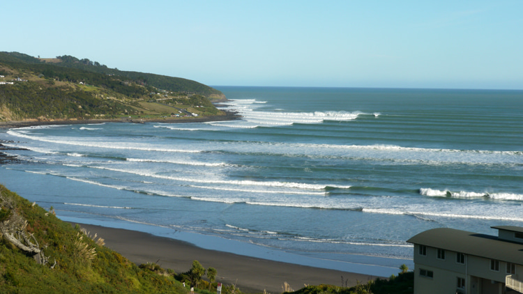 Manu Bay: a barreling wave with plenty of liquid walls for high-performance surfing | Photo: Kaneko/Creative Commons