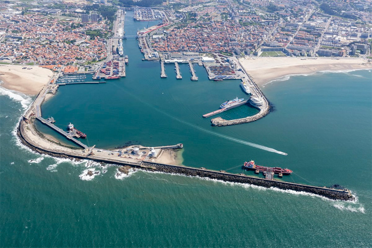 Matosinhos: the port's breakwater will be extended toward the sea by 300 meters | Photo: WBF