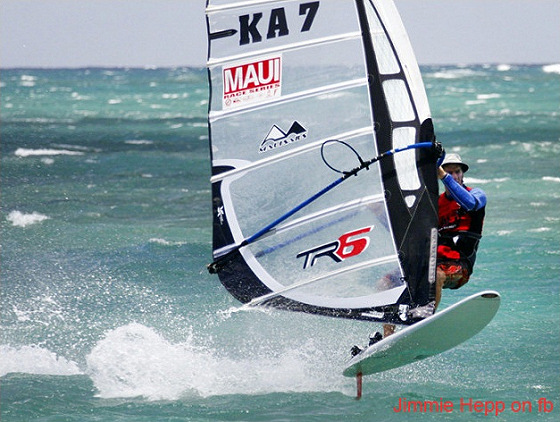 Maui Race Series: hat windsurfing