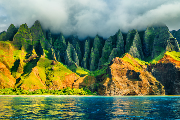 Hawaii: the four major worshipped gods are Kāne, Kū, Lono, and Kanaloa | Photo: Shutterstock