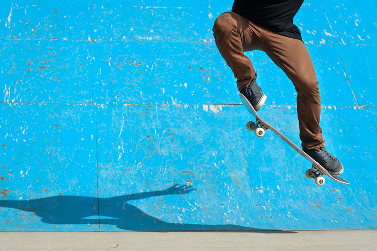 Ollie: jump higher, ride higher | Photo: Shutterstock