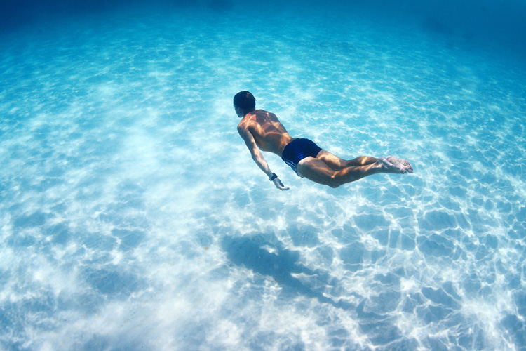 Swimming: one of the most important weapons against drowning | Photo: Shutterstock