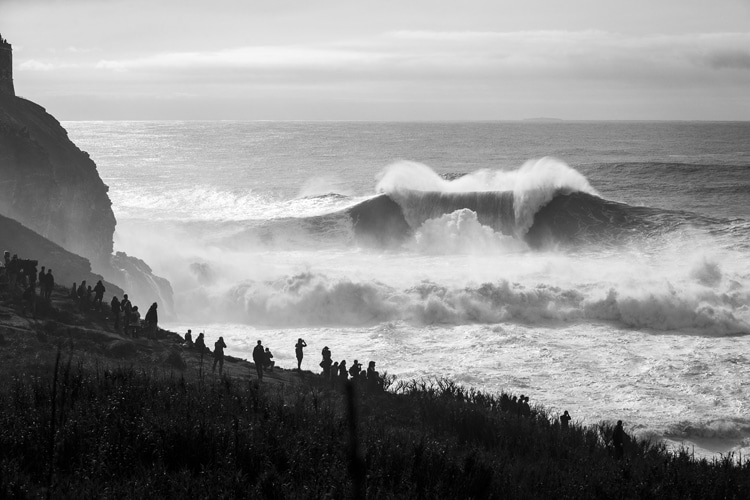 Praia do Norte: the infamous Portuguese beach breaks has several rides on the top 15 of the world's biggest waves ever surfed | Photo: Poullenot/WSL