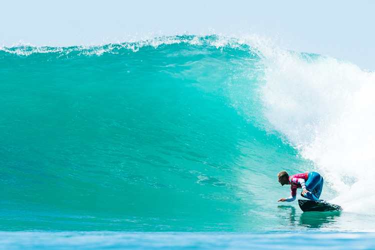 Lower Trestles: the perfect wave for vertical, top-to-bottom, rail-to-rail surfing | Photo: WSL