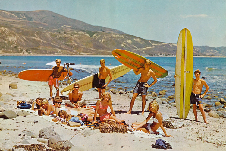 Rincon: the photo that appeared in the 1967 Carpinteria High School yearbook | Photo: Rincon Point (Images of America)