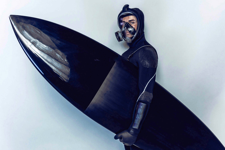 Rising Seas: the wetsuit that we hope will never see the light of day | Photo: Surfrider