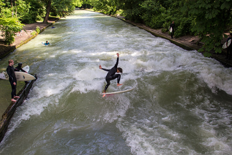 River surfing: waves are where you find them | Photo: Shutterstock