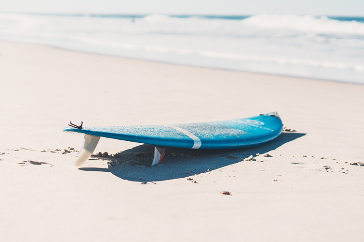 Rocker: a key surfboard shaping variable of design and performance | Photo: Shutterstock
