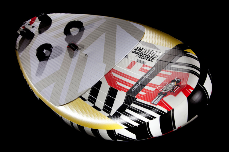 Air Windsurf Freeride: the inflatable windsurf board by RRD | Photo: RRD