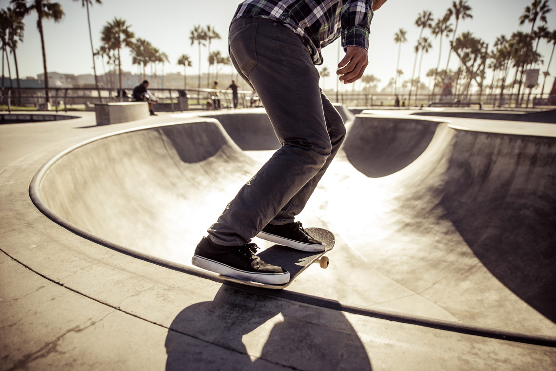 Skate bowl: designed to emulate and improve upon the pool skateboarding experience | Photo: Shutterstock