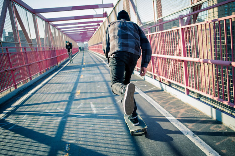 Skateboarding: a sport in its own right, not a criminal activity | Photo: Shutterstock