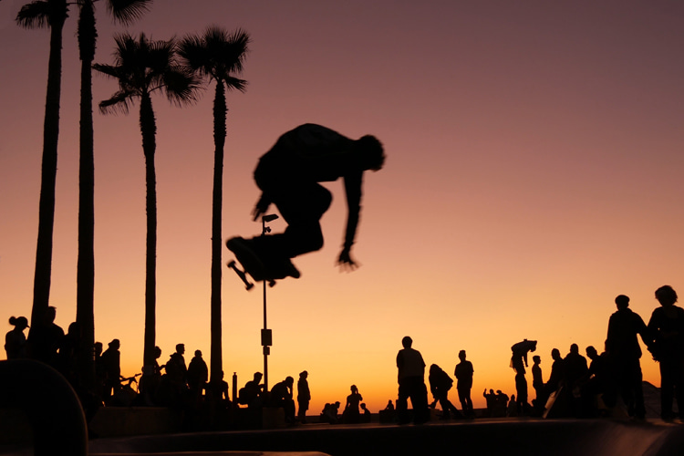 Skateboarder: the mind controls the body controls the mind | Photo: Shutterstock