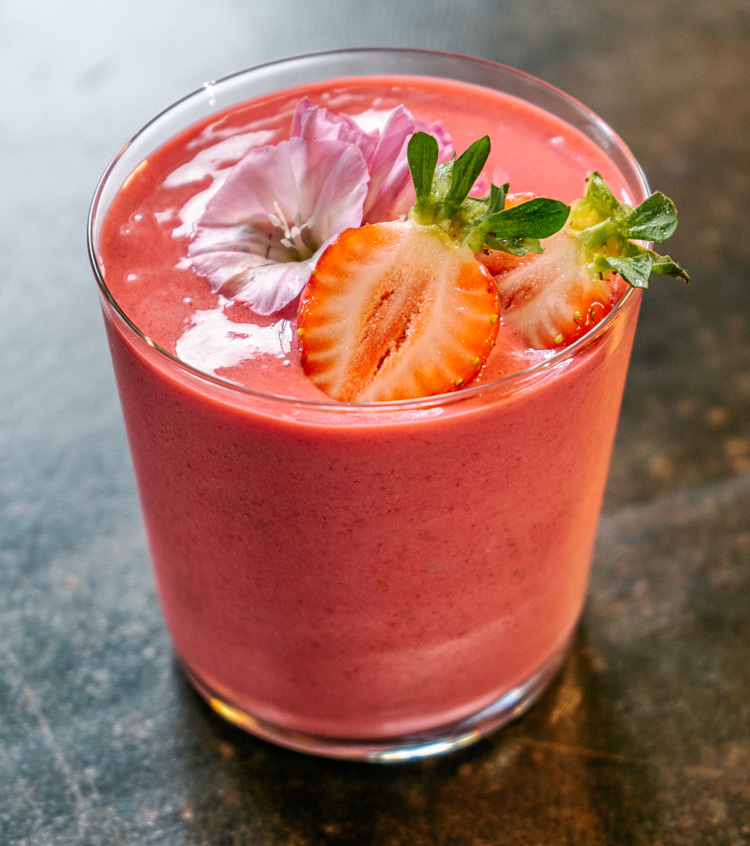 Smoothies: they contain all the essential nutrients your body needs for training, before and after | Photo: Anthony Shkraba/Creative Commons
