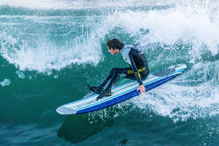 Soft top surfboards: the perfect boards for learning to surf and having fun in small waves | Photo: Shutterstock