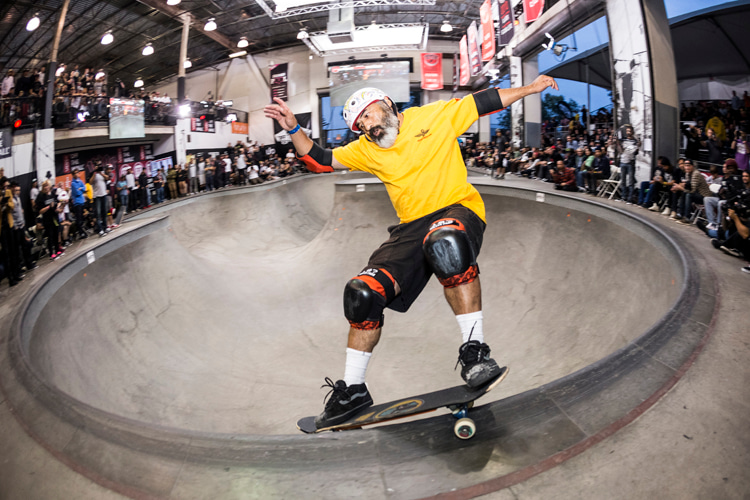 Steve Caballero: the legendary skateboard performs a trademark frontside boardslide | Photo: Red Bull
