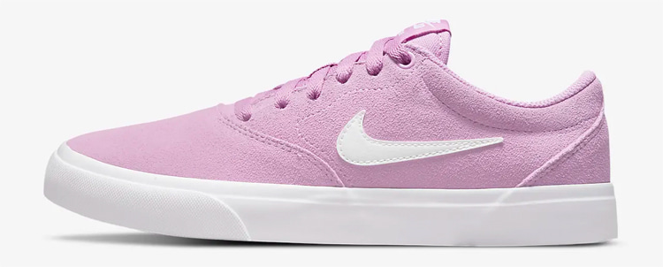 Suede skate shoes: the most popular outer material used in skateboarder footwear | Photo: Nike