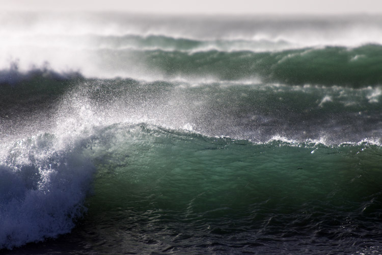 Surfing waves: know what the surf forecasting terms mean | Photo: Shutterstock
