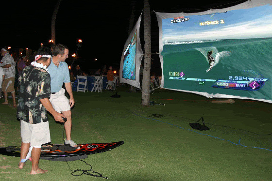 Hawaii Surf Simulator: lo-fi indoor surfing experience