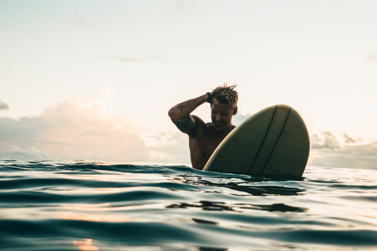 Word search puzzle: find 20 surf-related terms | Photo: Sjostrom/Creative Commons