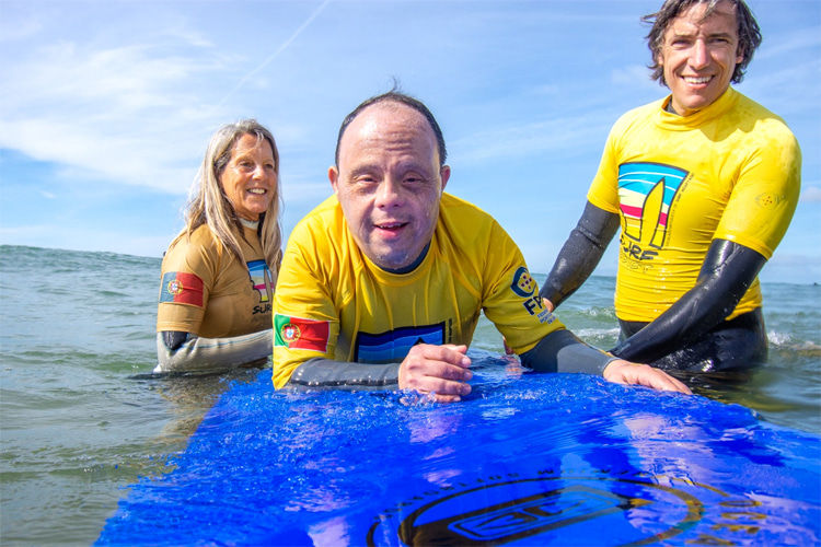 Surfaddict: promoting the inclusion of people with physical and mental disabilities through the sport of surfing | Photo: Surfaddict