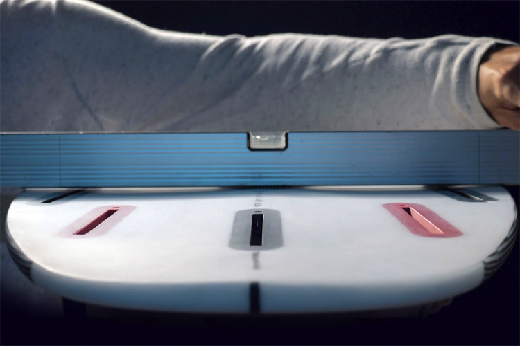 Surfboard bottom contour: each design affects the ride