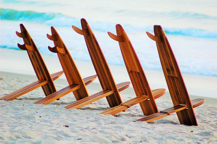 Resting after the surf: a surfboard chair is a great idea | Photo: Surf Life Designs