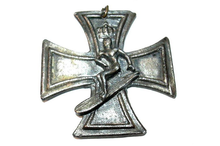 Surfer's Cross: the pendant developed and sold by Ed Roth in the 1960s