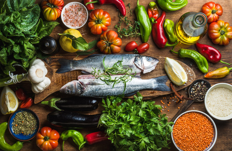Surf Nutrition: eat well, and surf better | Photo: Shutterstock