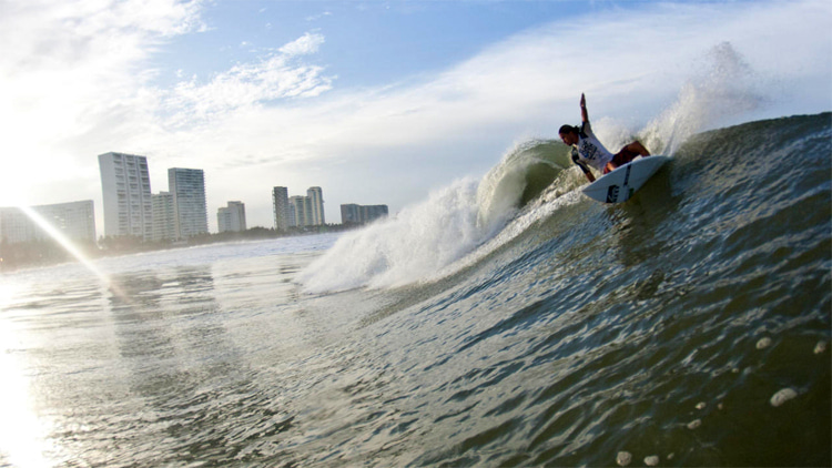 Acapulco: home to several Mexican surf contests | Photo: WSL