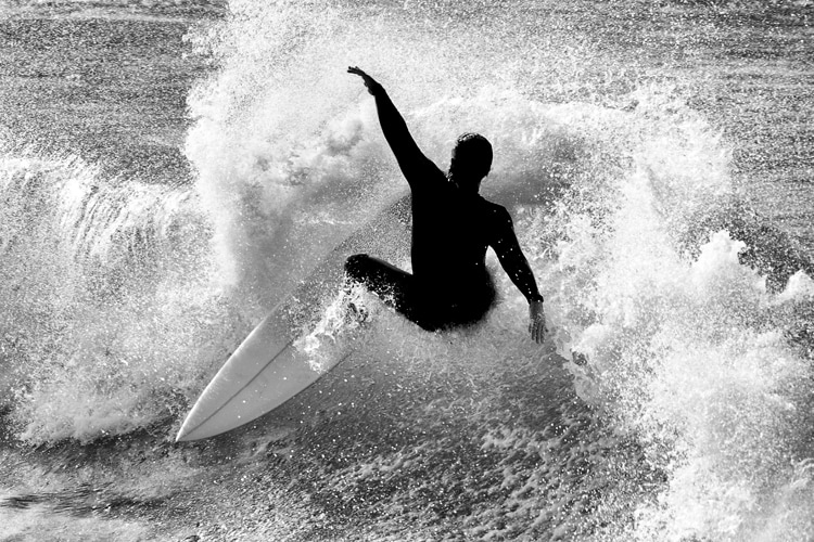 Surfing: a healing therapy for troubled souls | Photo: Shutterstock