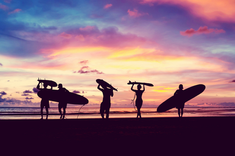 Surfing: an important, but not the sole, component of our life | Photo: Shutterstock