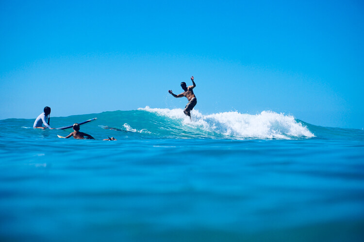 Surfing: a timeless sport with a long and rich history | Photo: Knut Robinson/Creative Commons